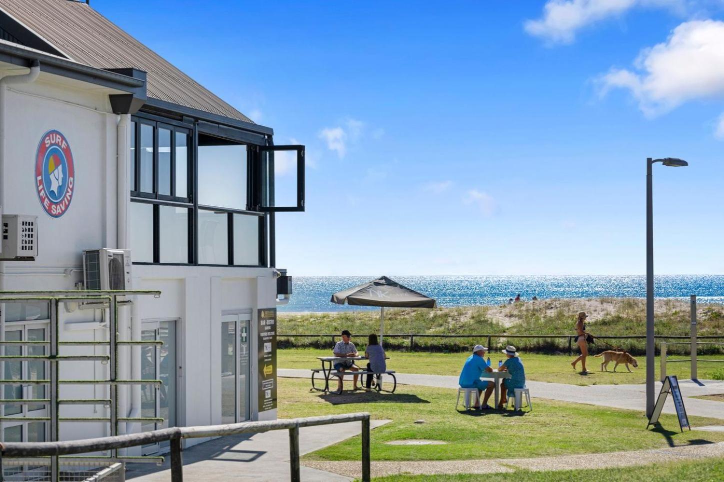 Bila Vista Kirra Beachside Apartments Gold Coast Exterior photo